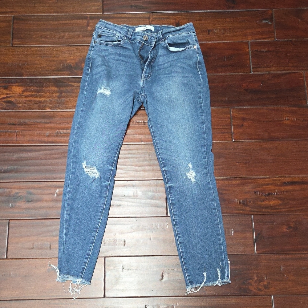 Distressed Blue Jeans RanCan